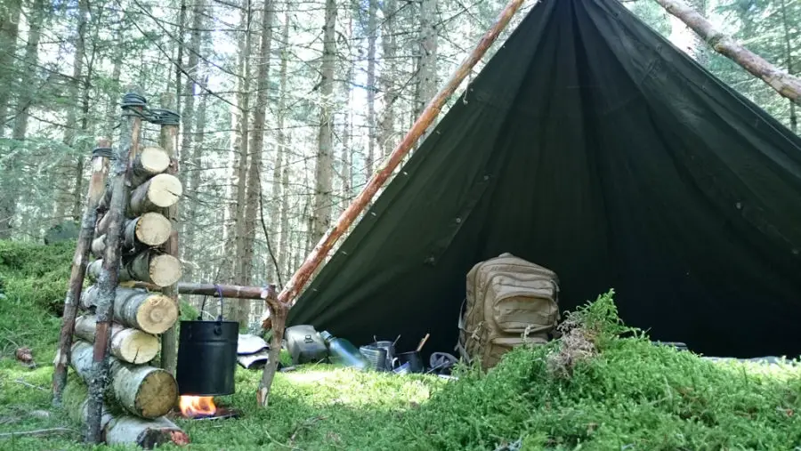 how to build a tarp shelter